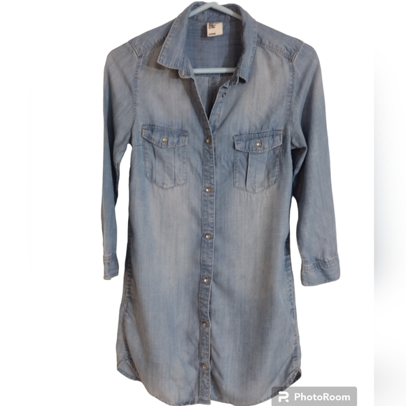 H & M Denim Top - Picture 1 of 7